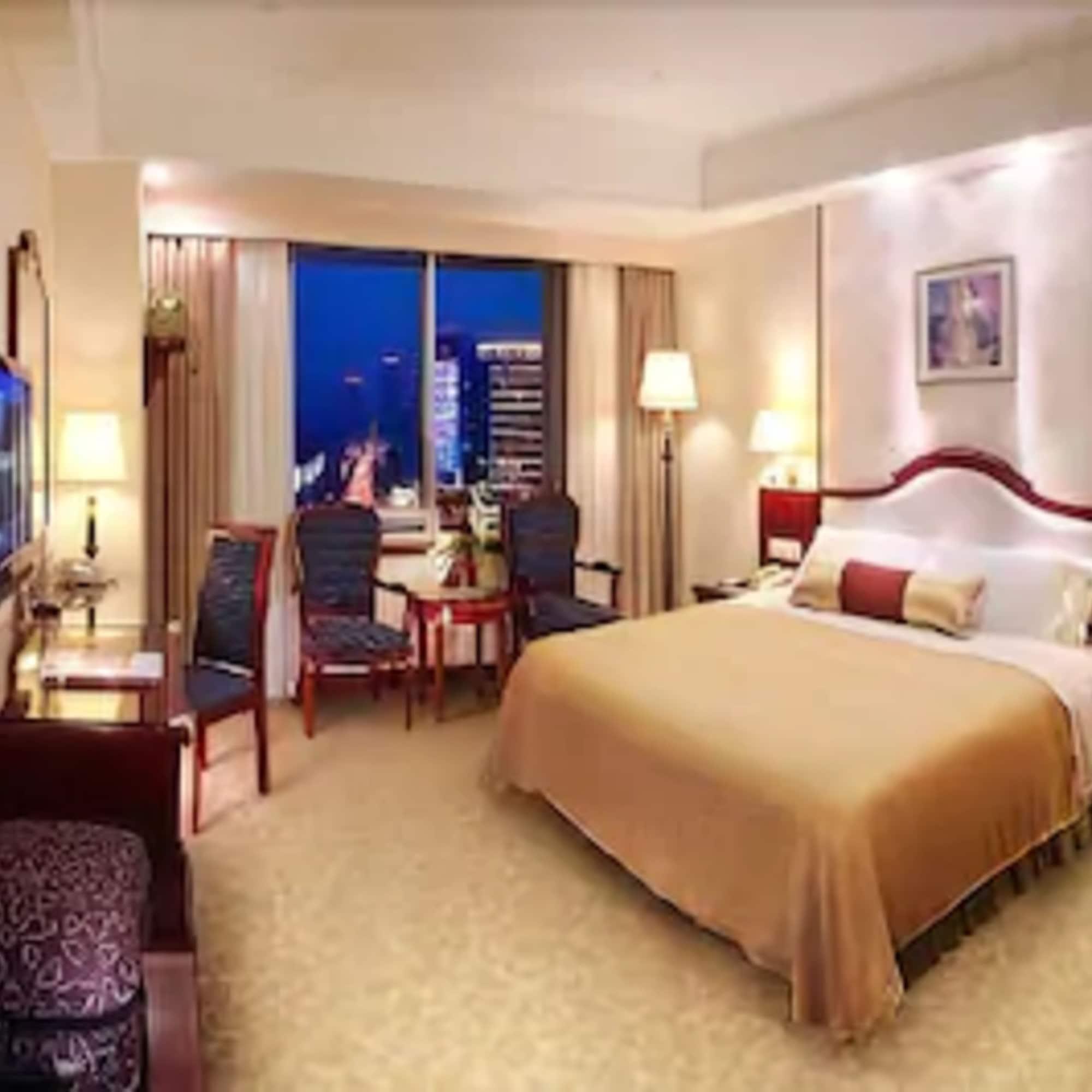 Ramada Plaza Tianlu Hotel Wuhan Exterior foto