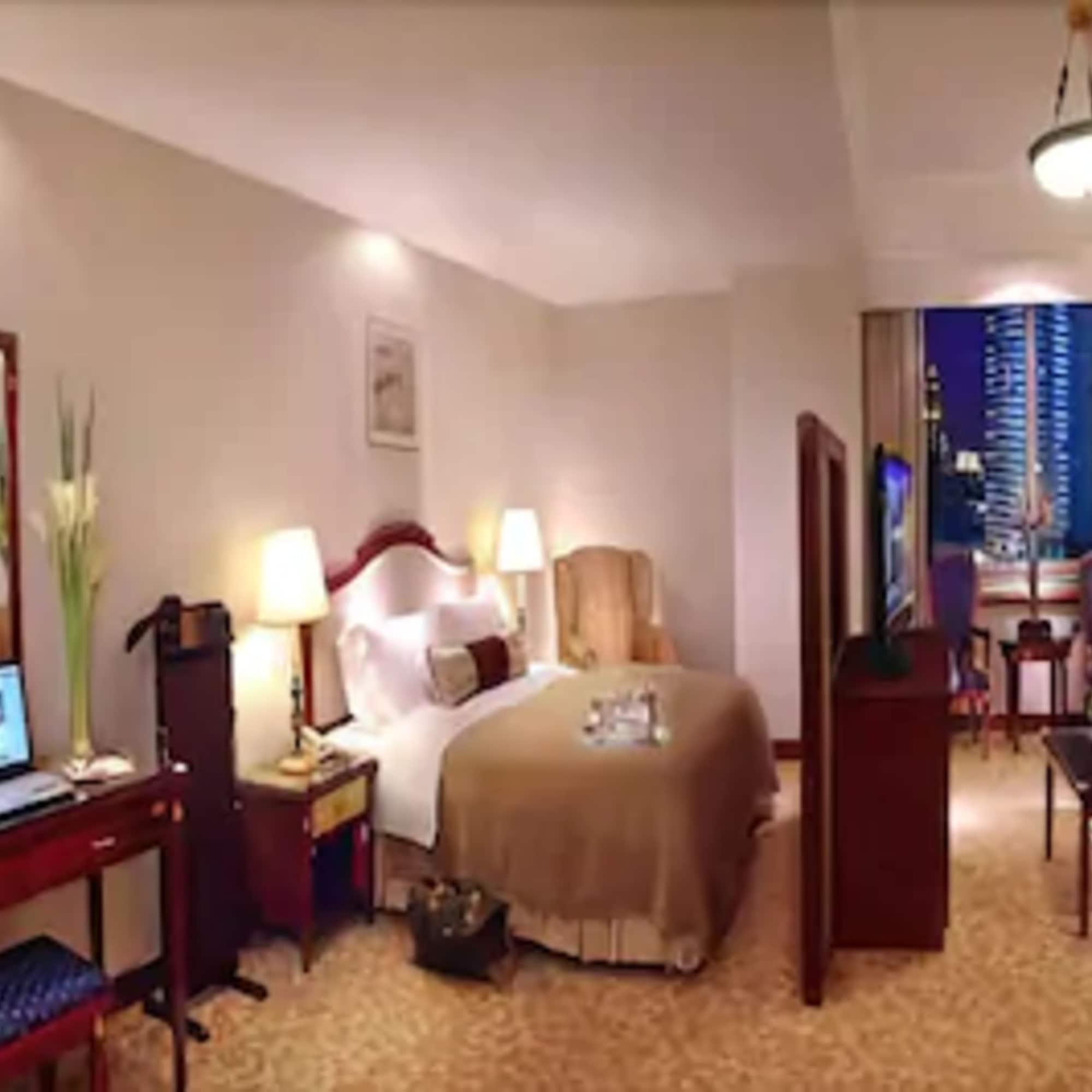 Ramada Plaza Tianlu Hotel Wuhan Exterior foto