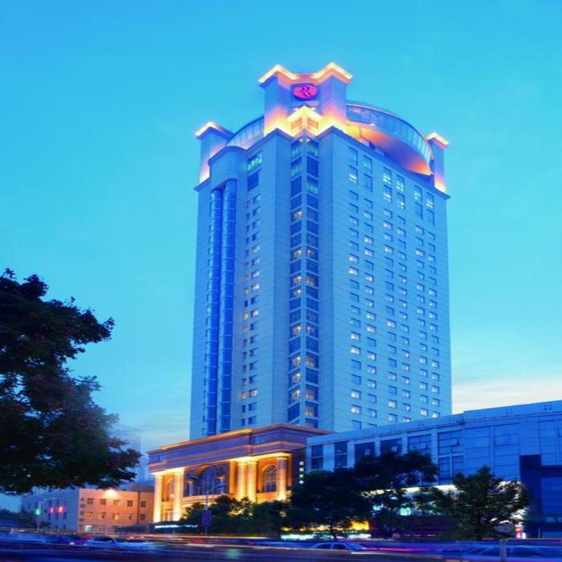 Ramada Plaza Tianlu Hotel Wuhan Exterior foto